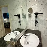 Vtz The Orus Factory - Parking Muy Economico Hotel 2*