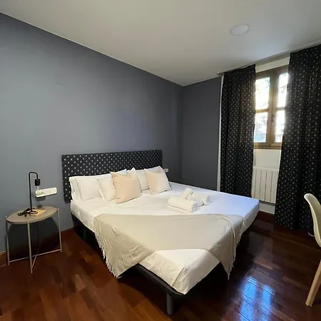 Vtz The Orus Factory - Parking Muy Economico 酒店 2*