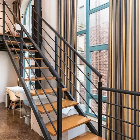 Vtz The Orus Factory - Parking Muy Economico 2* 萨拉戈萨