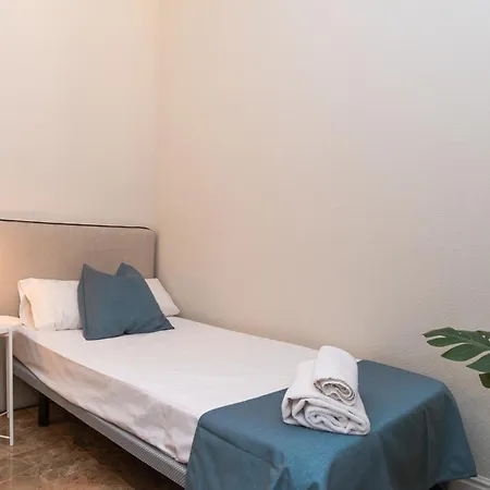 Hotel Vtz Orus Factory - Parking Muy Economico Zaragoza
