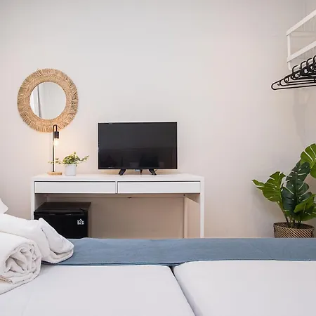 Vtz The Orus Factory - Parking Muy Economico Hotel Saragossa