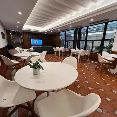 Vtz The Orus Factory - Parking Muy Economico 2*