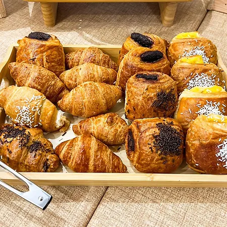 Vtz The Orus Factory - Parking Muy Economico Hotell