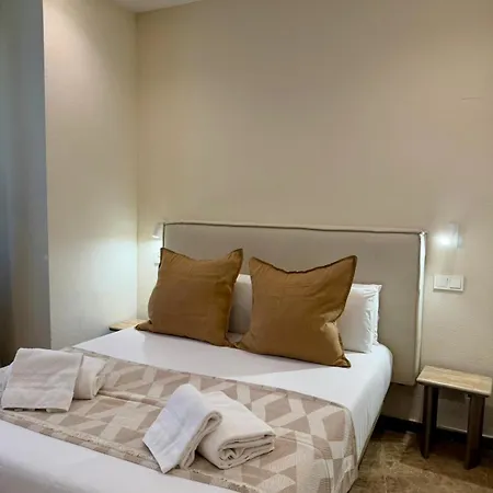 Hotel Vtz The Orus Factory - Parking Muy Economico