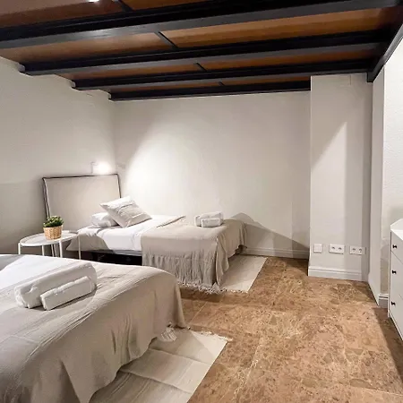 Vtz The Orus Factory - Parking Muy Economico Hotel Saragossa