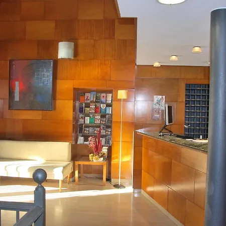 Hotel Vtz The Orus Factory - Parking Muy Economico Saragossa