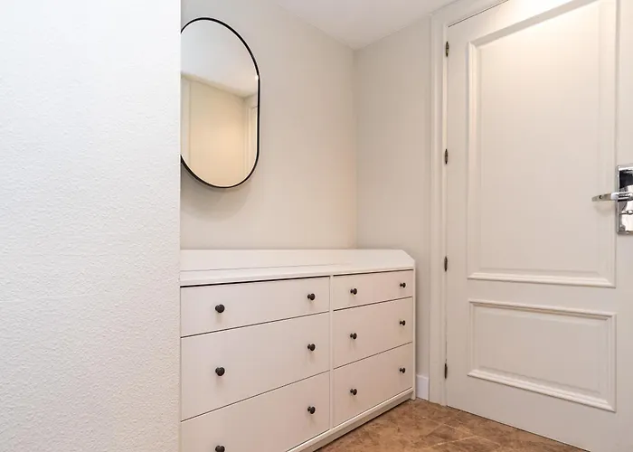 Vtz The Orus Factory - Parking Muy Economico