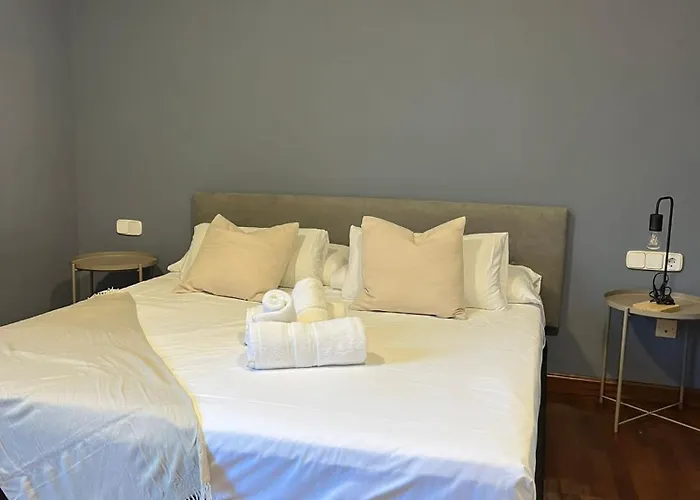 Vtz The Orus Factory - Parking Muy Economico 2* Saragossa