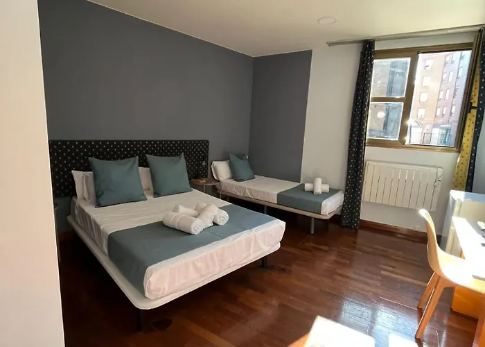 Vtz The Orus Factory - Parking Muy Economico Hotell 2*