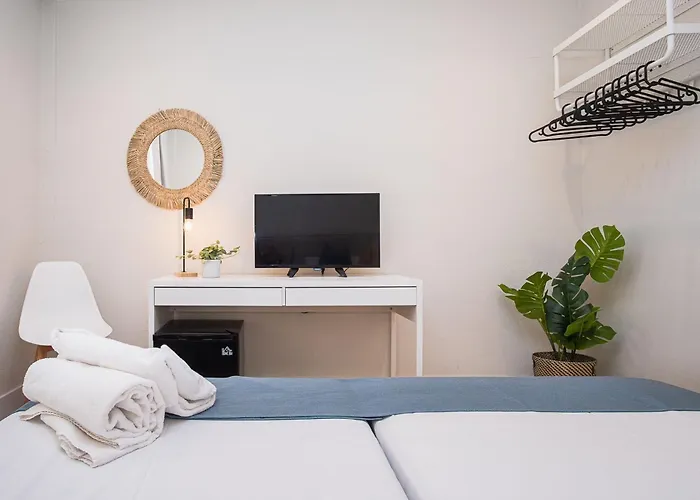 Vtz The Orus Factory - Parking Muy Economico Hotell Zaragoza