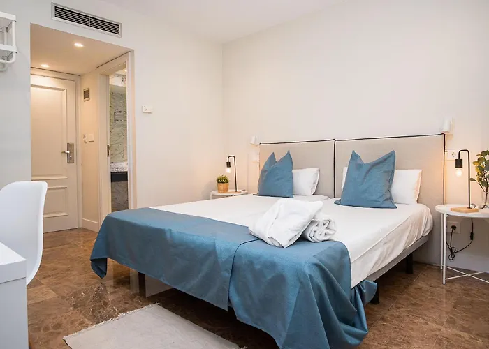 Vtz The Orus Factory - Parking Muy Economico Hotel