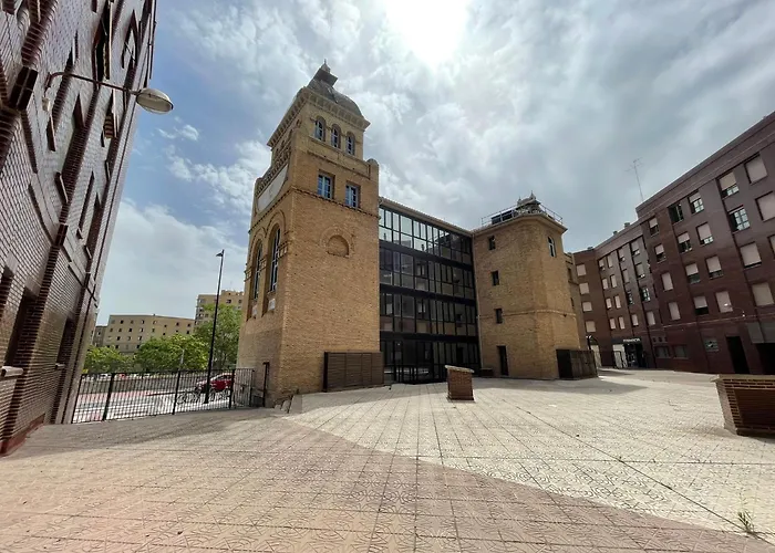 Hotell Vtz The Orus Factory - Parking Muy Economico Zaragoza