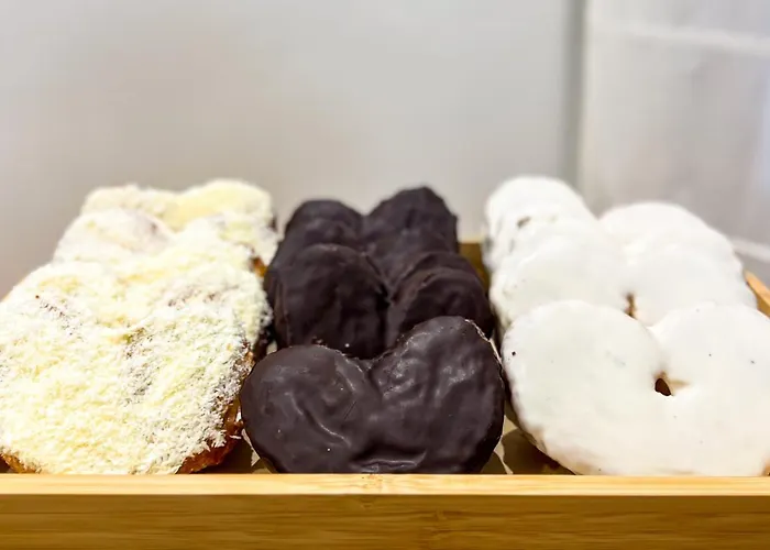 Vtz The Orus Factory - Parking Muy Economico 2* サラゴサ