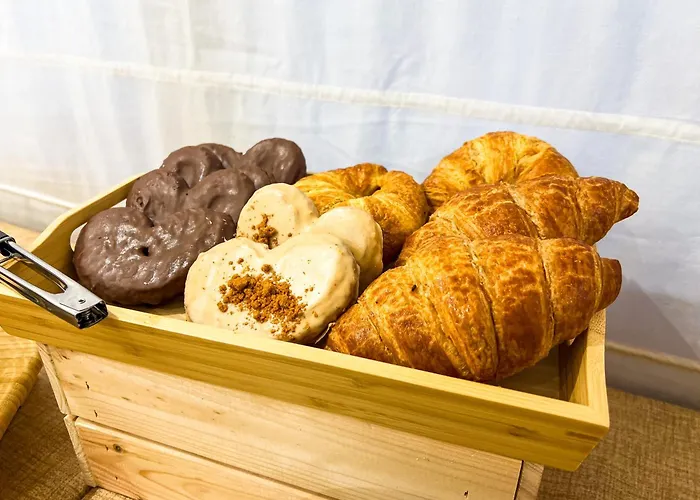 Vtz The Orus Factory - Parking Muy Economico Hotel