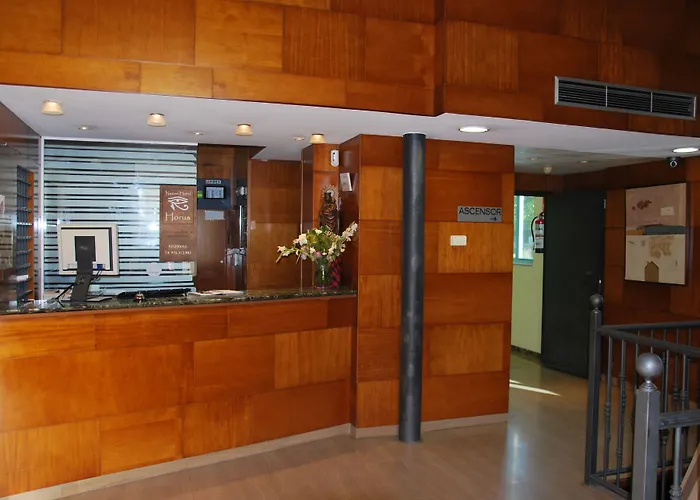 Vtz The Orus Factory - Parking Muy Economico Hotel