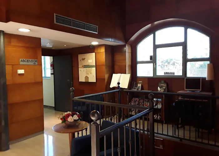 Vtz The Orus Factory - Parking Muy Economico Hotell Zaragoza