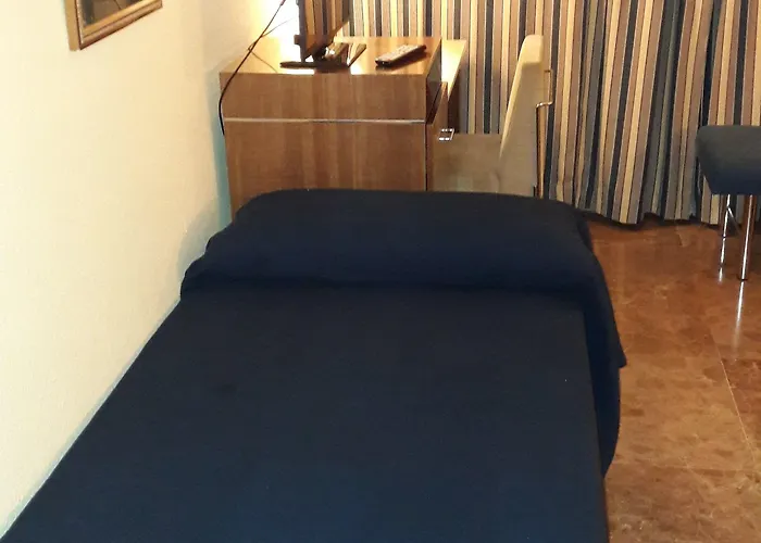 Hotell Vtz The Orus Factory - Parking Muy Economico 2*