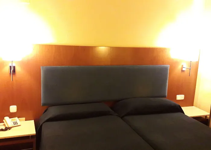 Hotell Vtz The Orus Factory - Parking Muy Economico