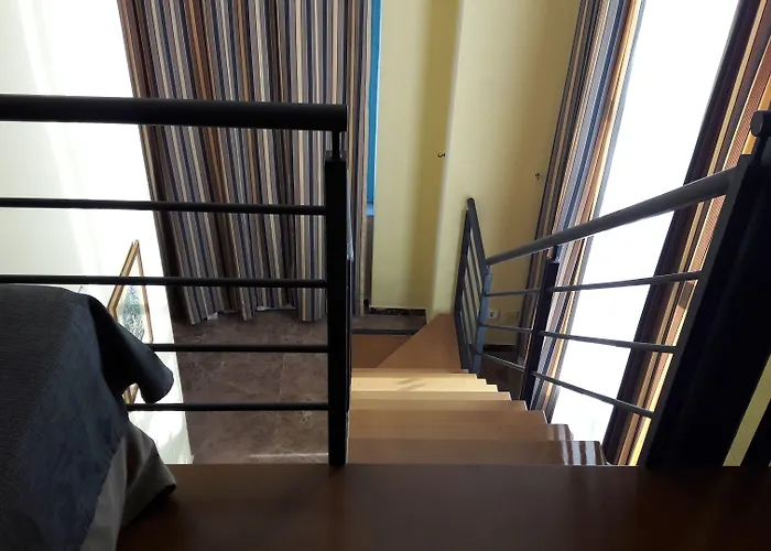 Vtz The Orus Factory - Parking Muy Economico Hotell Zaragoza