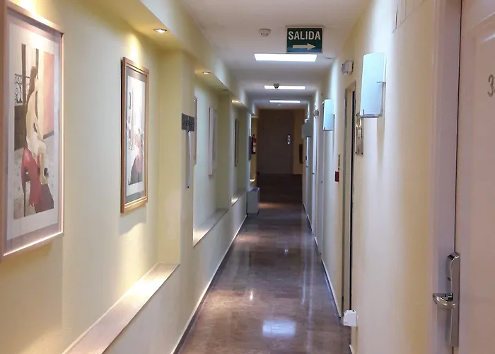 Hotell Vtz The Orus Factory - Parking Muy Economico 2*