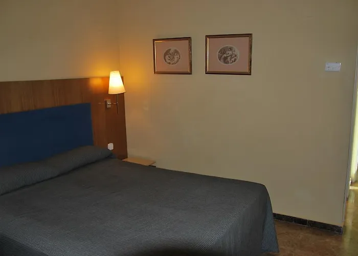 Vtz The Orus Factory - Parking Muy Economico Hotel 2*